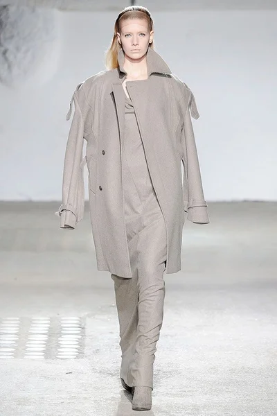 Look 34